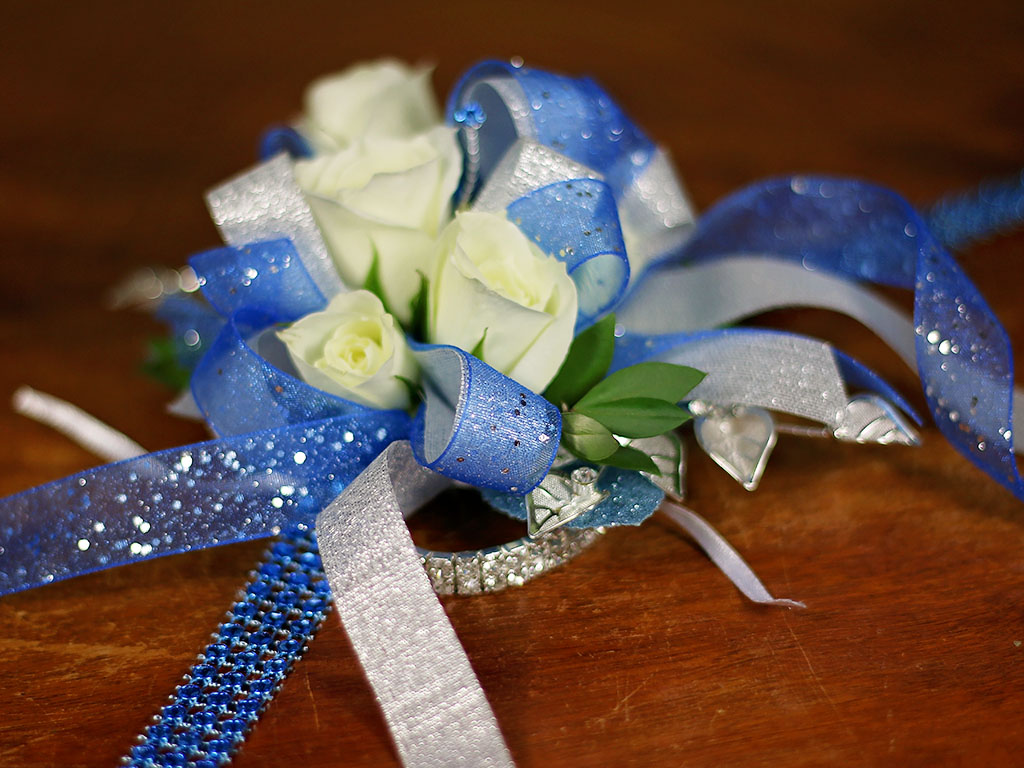 rathbones-flowers-tulsa-blue.jpg